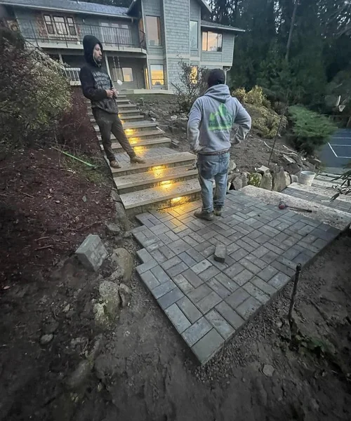 Staircase project completed in Sammamish 